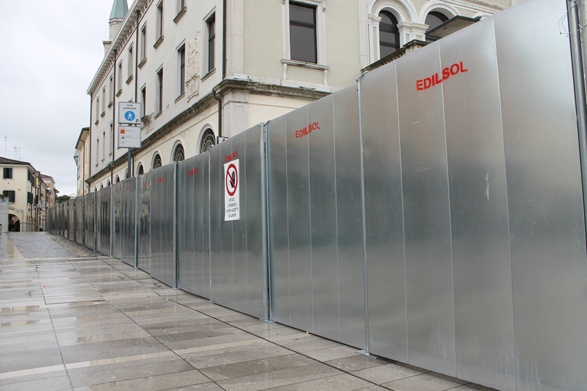 mobile Schallschutzwand Baustelle außen